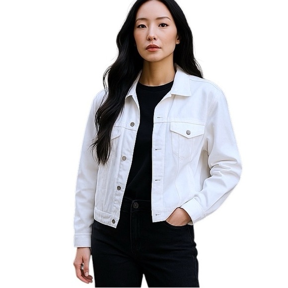 &Denim Jackets & Blazers - &DENIM Classic White Denim Trucker Jacket